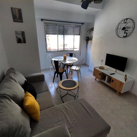 Guesthouse Shared With Host Alicante Ngoại thất bức ảnh