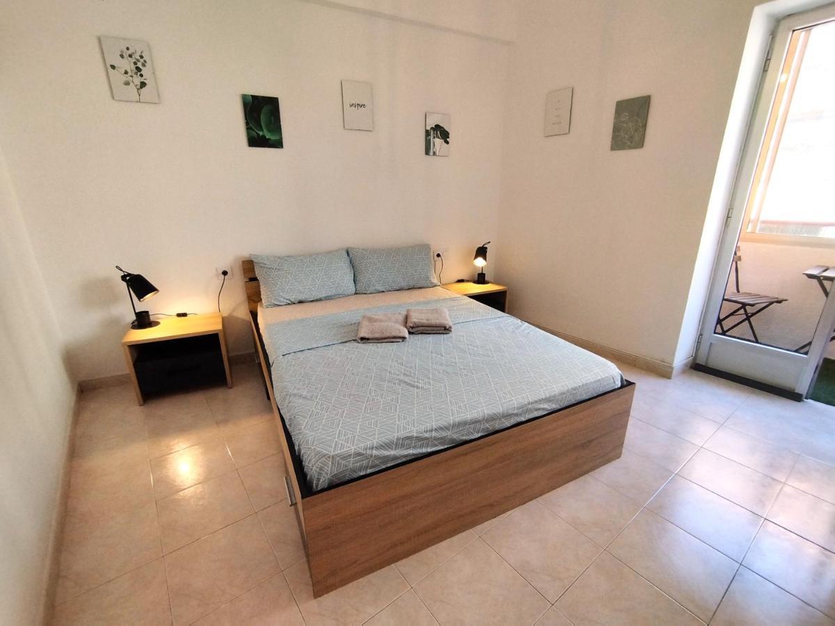 Guesthouse Shared With Host Alicante Ngoại thất bức ảnh