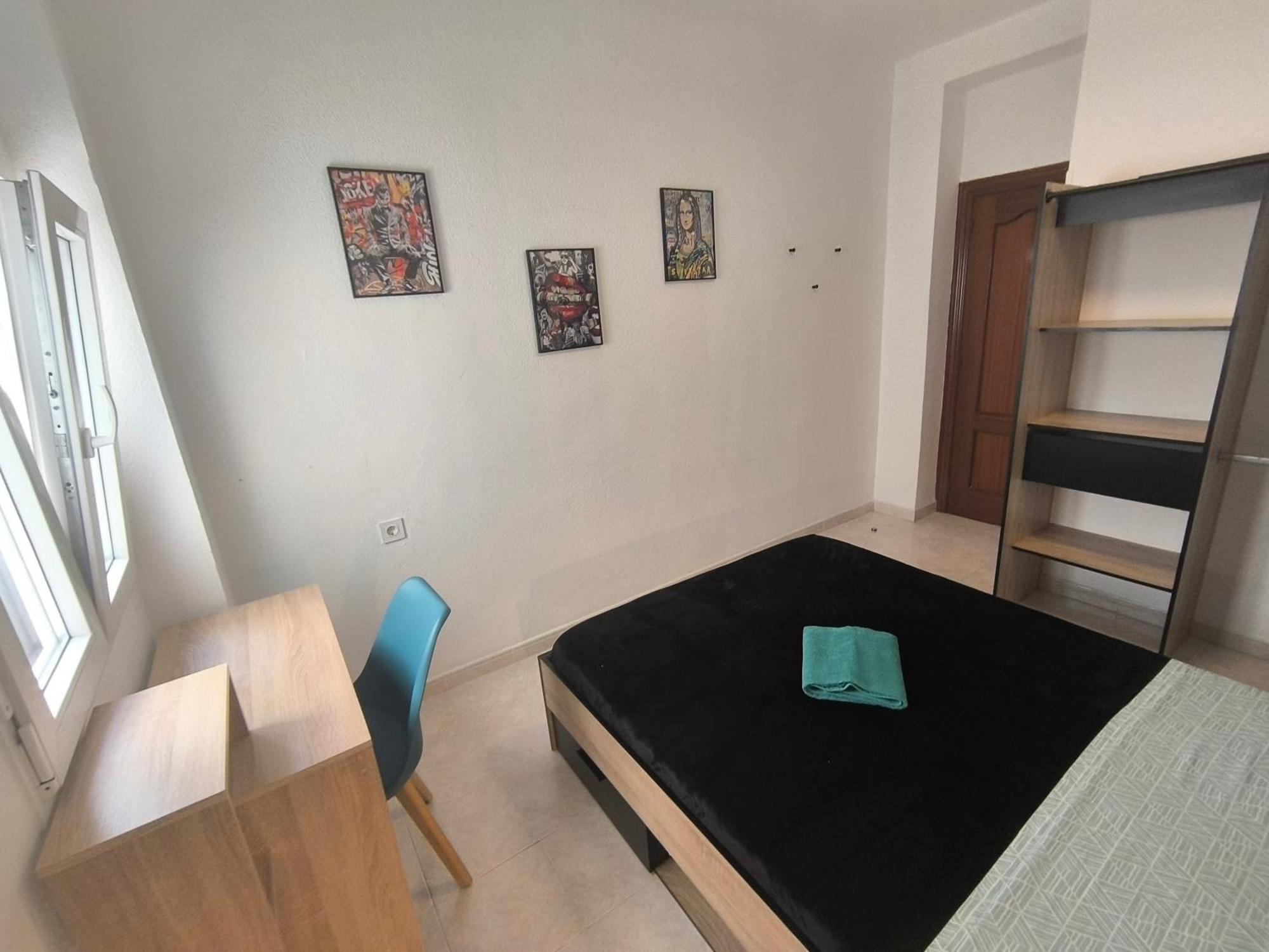Guesthouse Shared With Host Alicante Ngoại thất bức ảnh